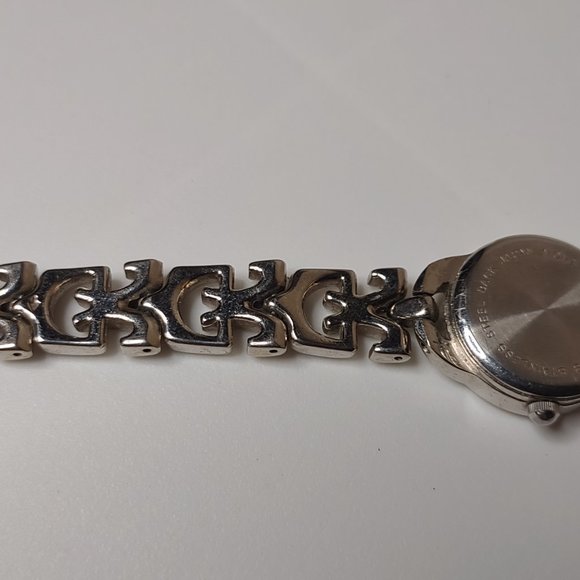 Silver Tone Metal With White Dial Analog Watch - Picture 11 of 16